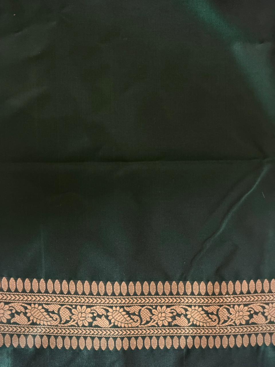 Dark Green Katan Banarasi silk saree - RAZ4B