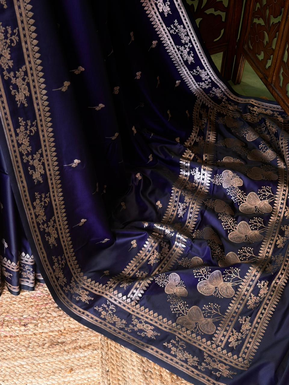 Navy Blue zatin Banarasi silk saree - RAZ1IB