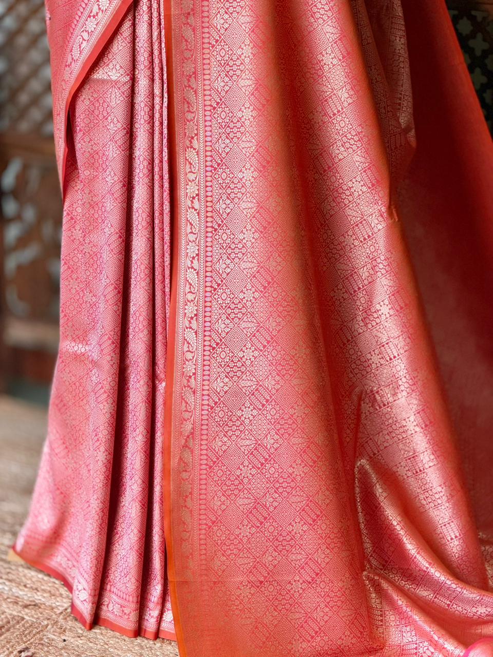 Orange Katan Banarasi silk saree - RAZ3T