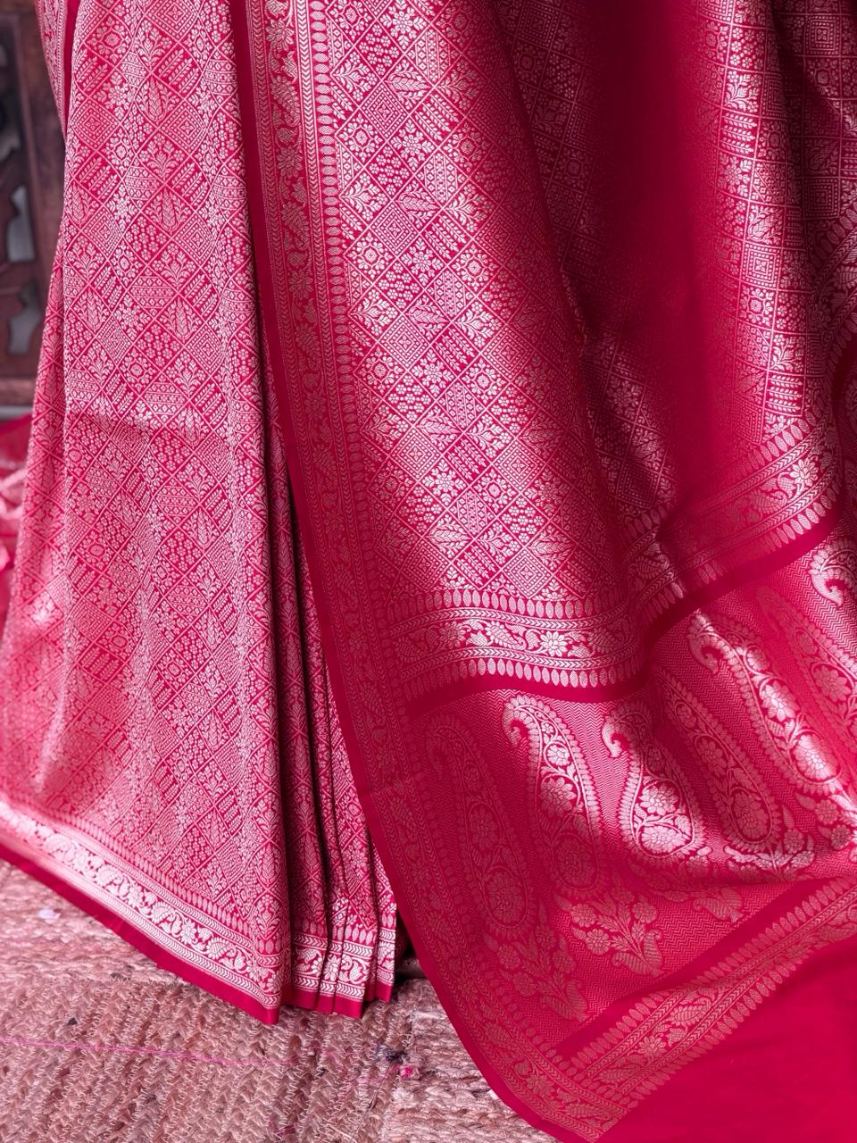 Rani pink Katan Banarasi silk saree - RAZ3U
