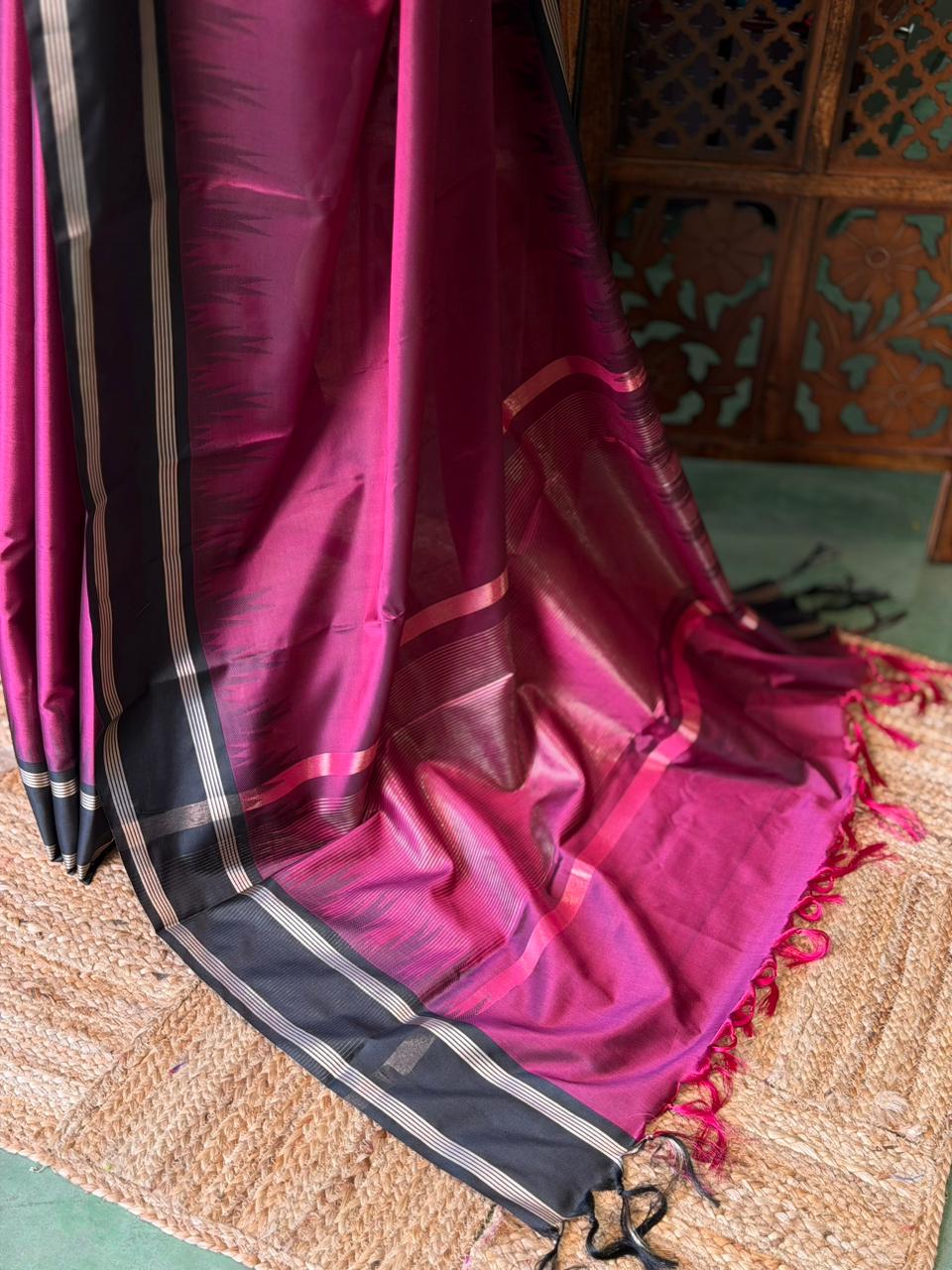 Magenta and Black Semi banarasi silk saree - PIH89A