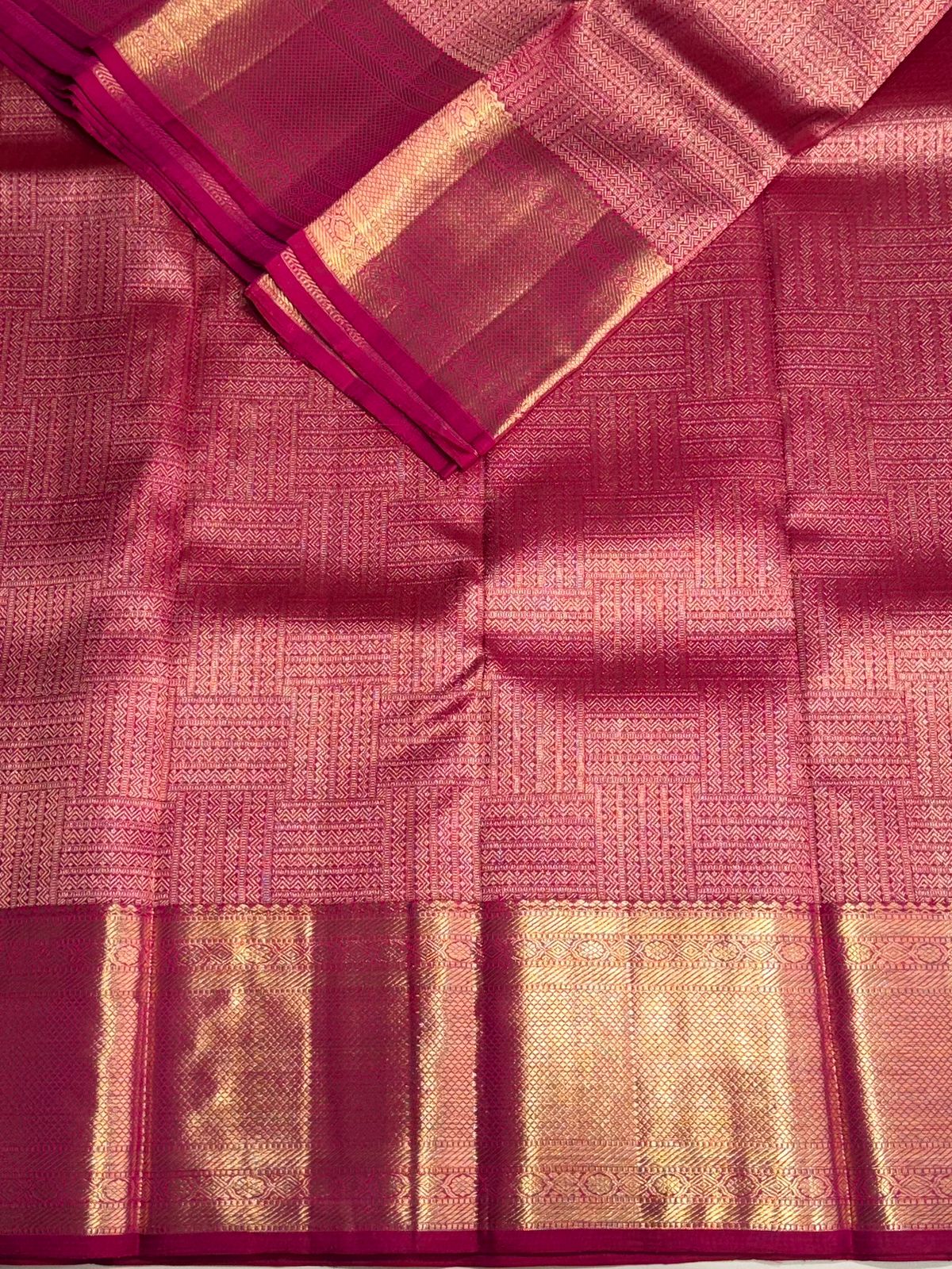 Magenta pure Kanchipuram Silk saree - PPURE97