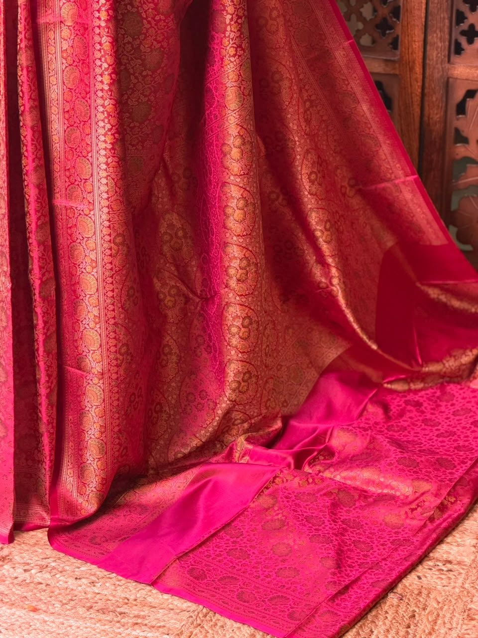 Magenta pure Jamwar Tanchui banarasi saree: PBR56E4