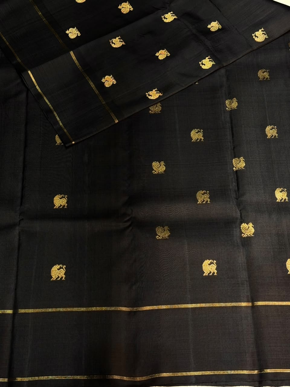 Black and Red Pure Kanchipuram Silk saree - PPURE132