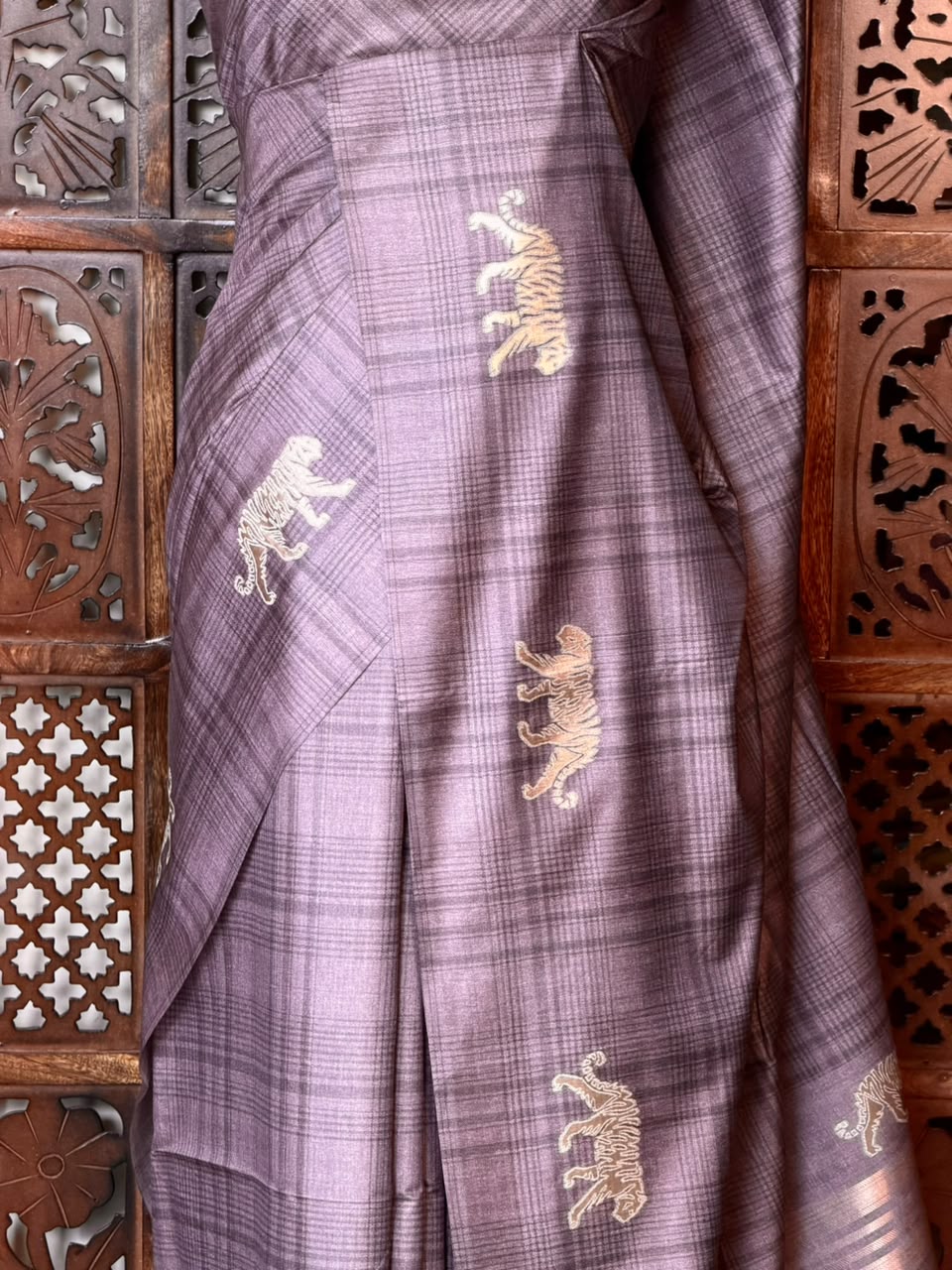 Tiger woven Tusser Silk saree- PBR62E