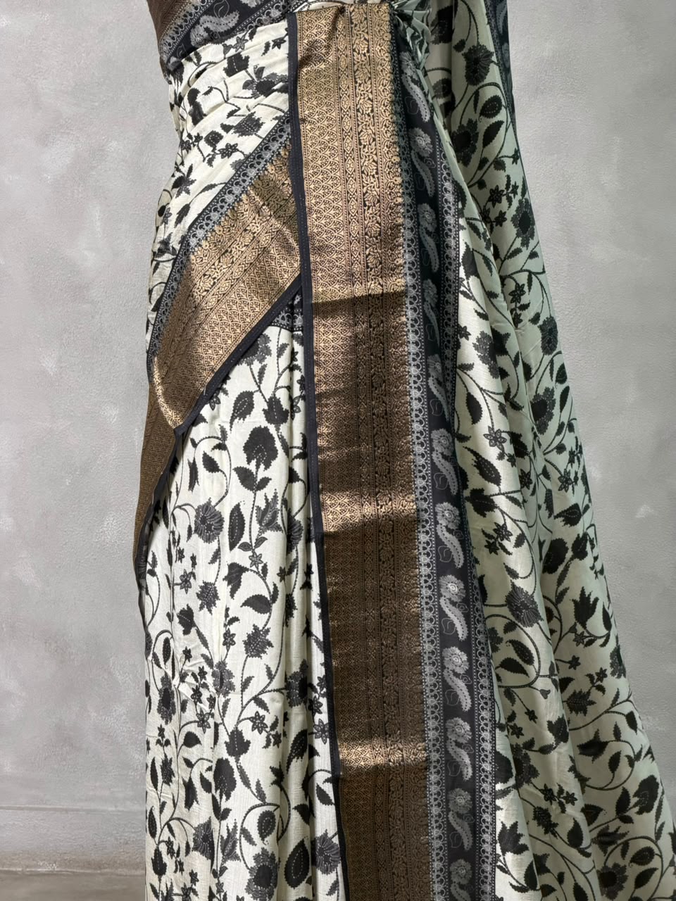 White and black Dola silk saree- PBR57F1