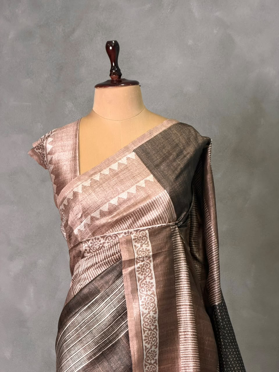 Soft tusser silk saree: PBR54AD2