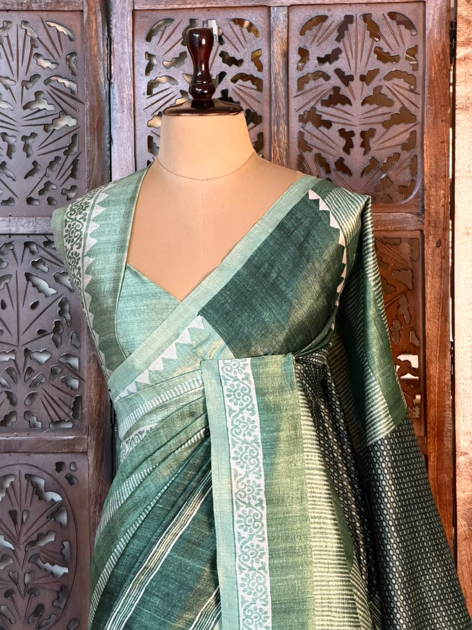 Fern Green tusser saree- PBR31T1