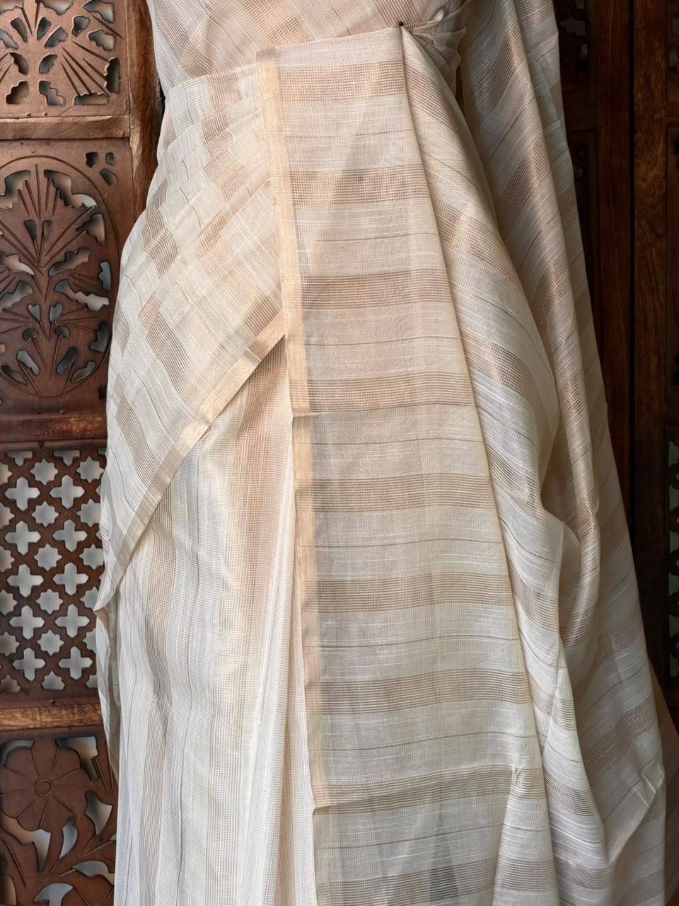 Off white Jute Tissue saree- PBR61F