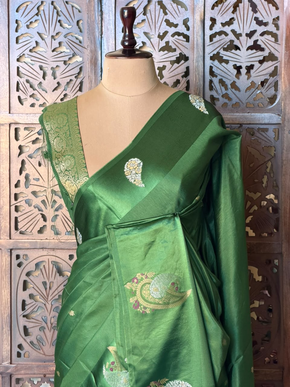 Green Banarasi Crape silk saree - PBRHB8