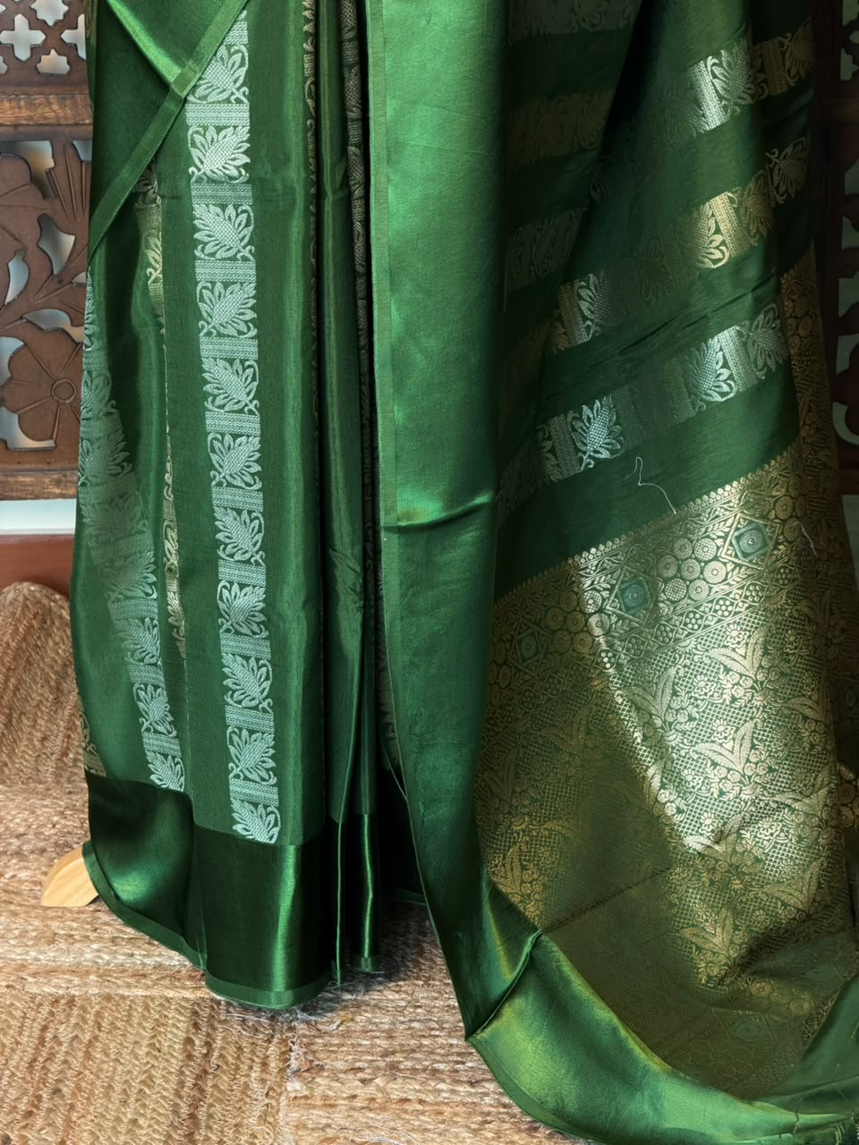 Green Banarasi Crape silk saree - PBRHC1