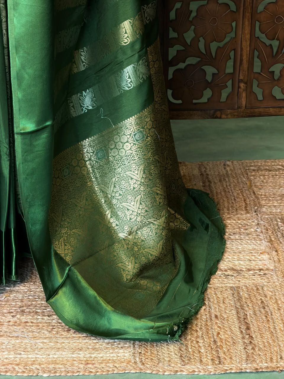 Green Banarasi Crape silk saree - PBRHC1
