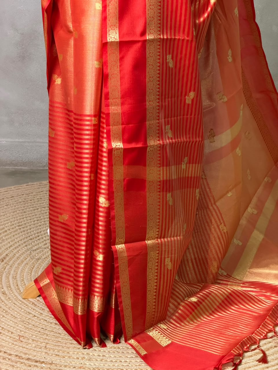 Red soft Tissue banarasi silksaree -PFAZ17A