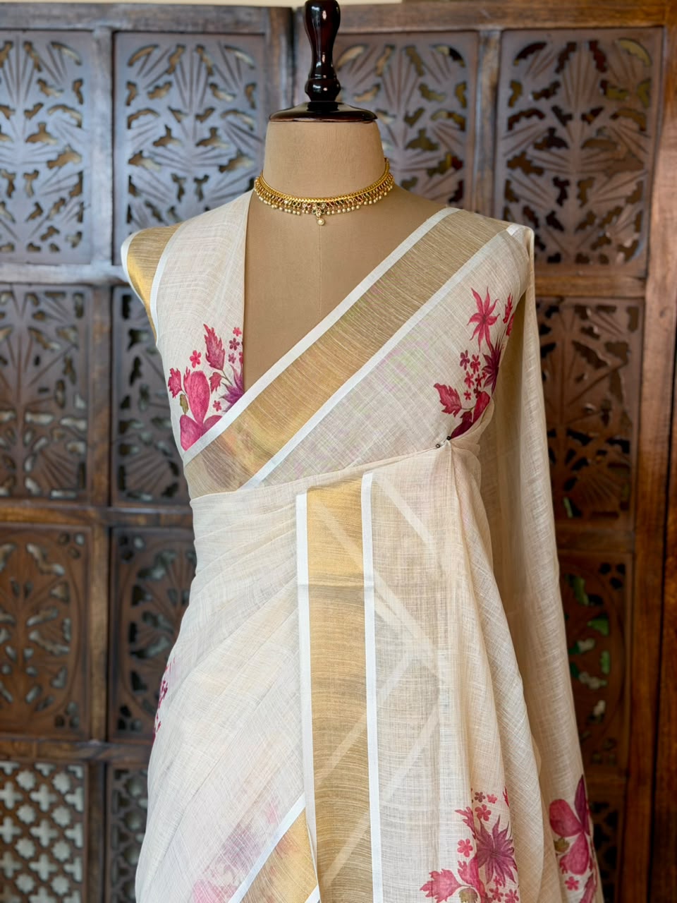 Off white soft semi linen saree -PONAM26N3