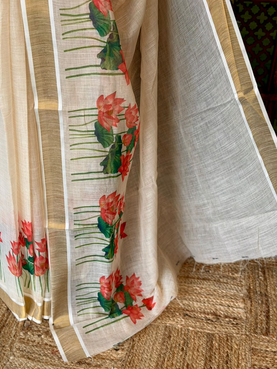 Off white soft semi linen saree -PONAM26N4