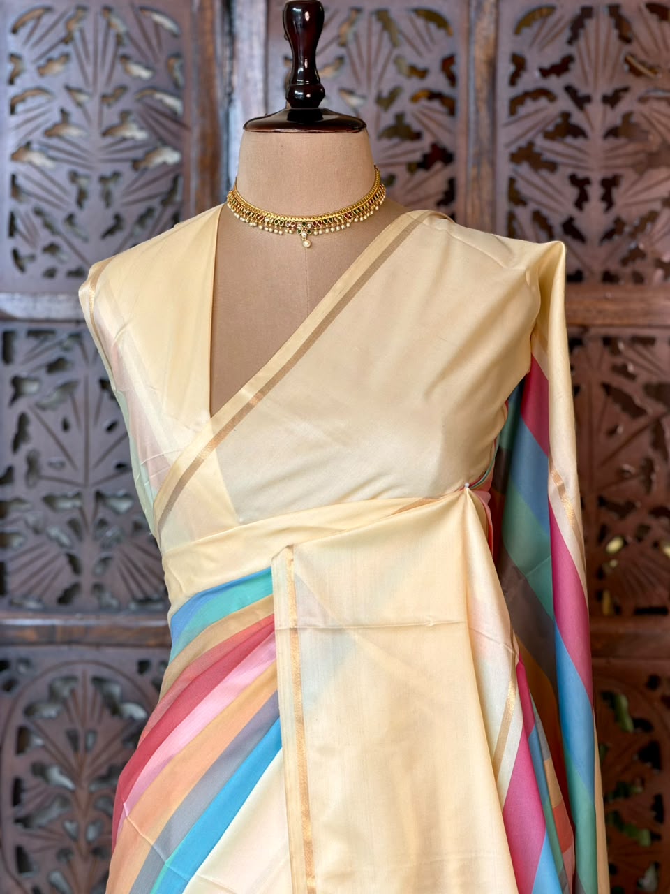 Sandal soft banarasi silk saree - PIH90A