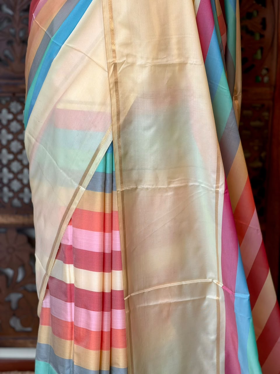 Sandal soft banarasi silk saree - PIH90A
