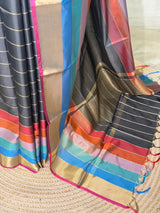 Black semi banarasi Saree - PIH101