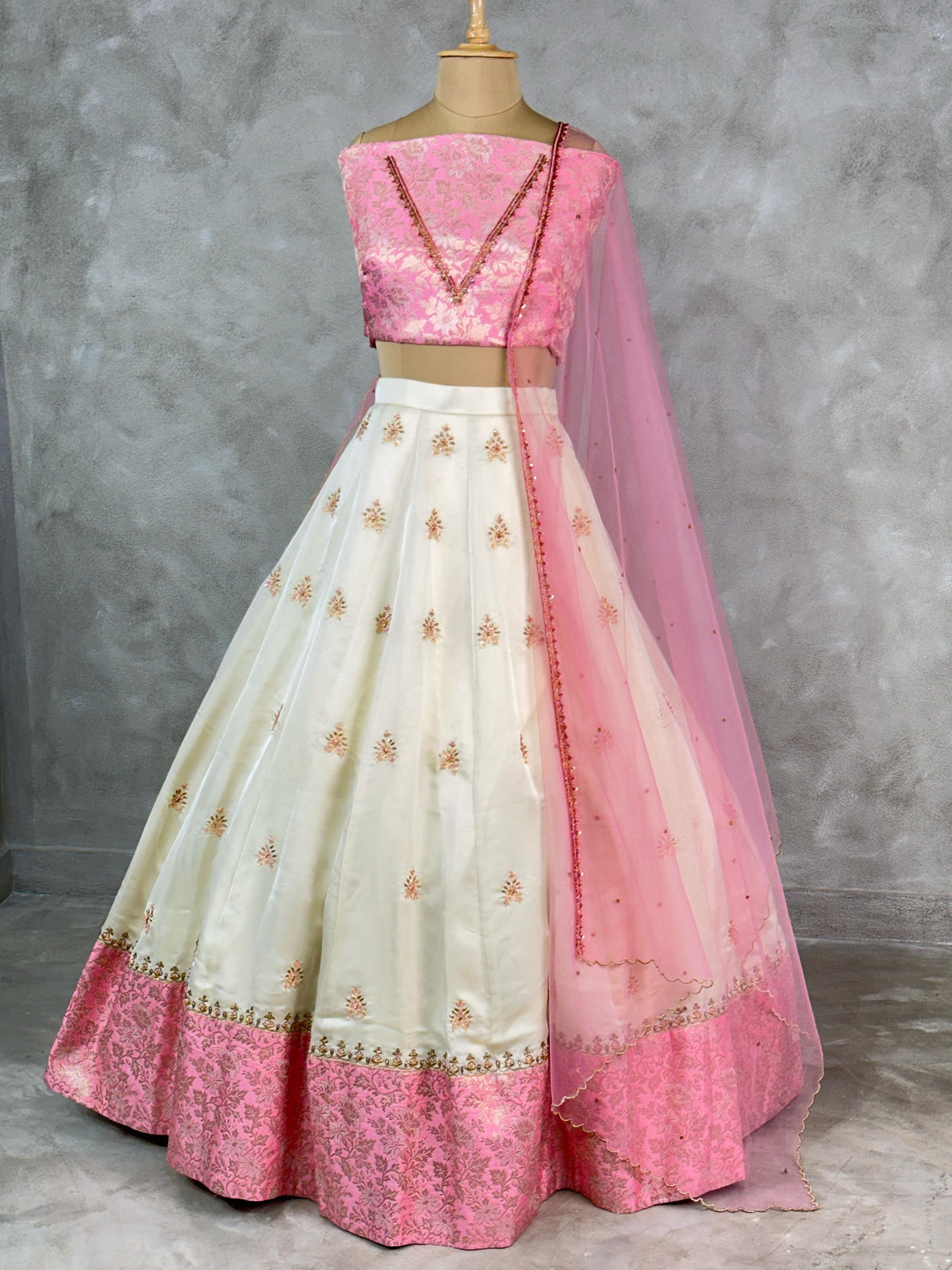 Tissue banarasi lehengaset -PL05