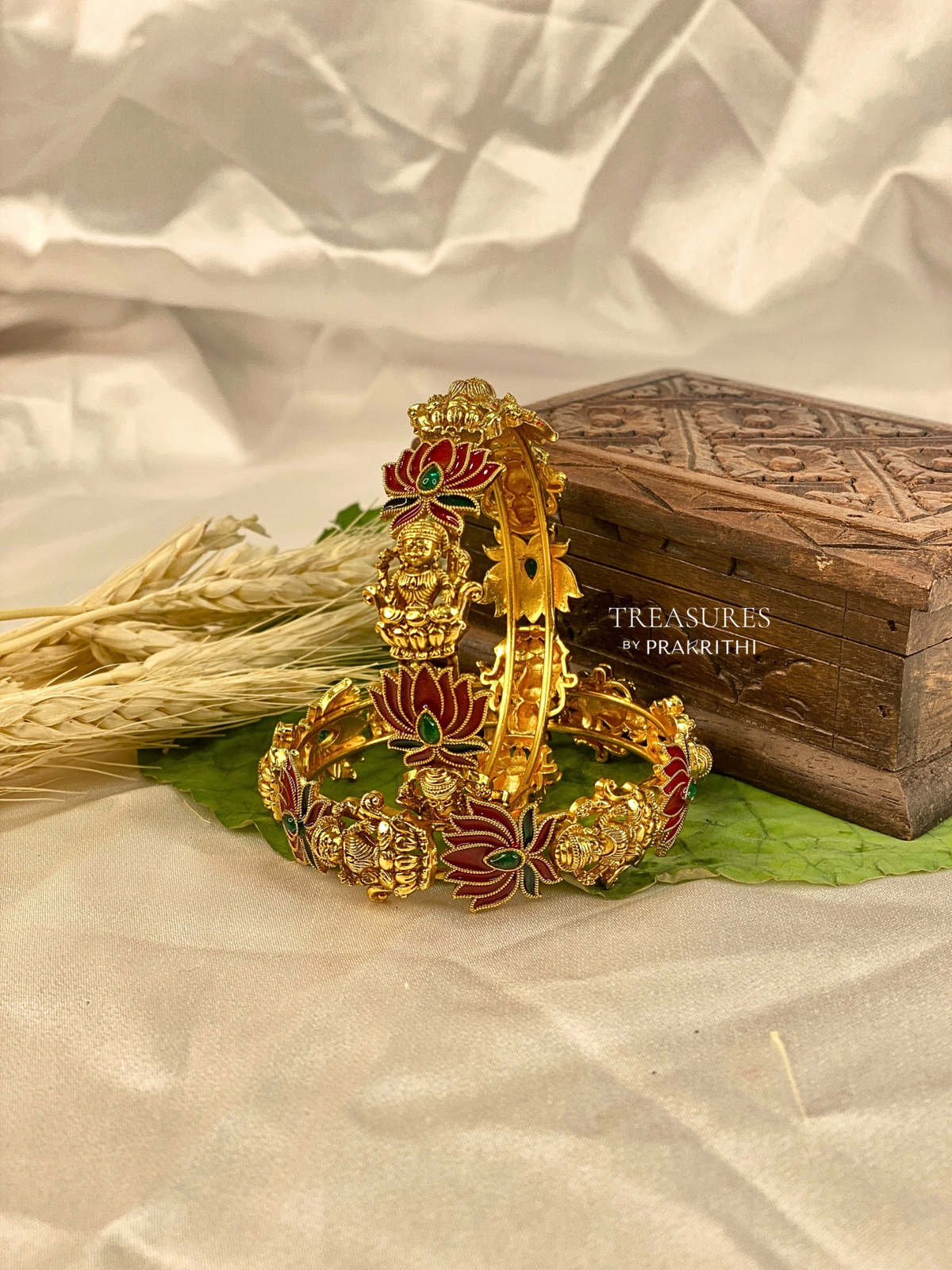 lakshmi lotus bangle- JB6 (size 2.8)