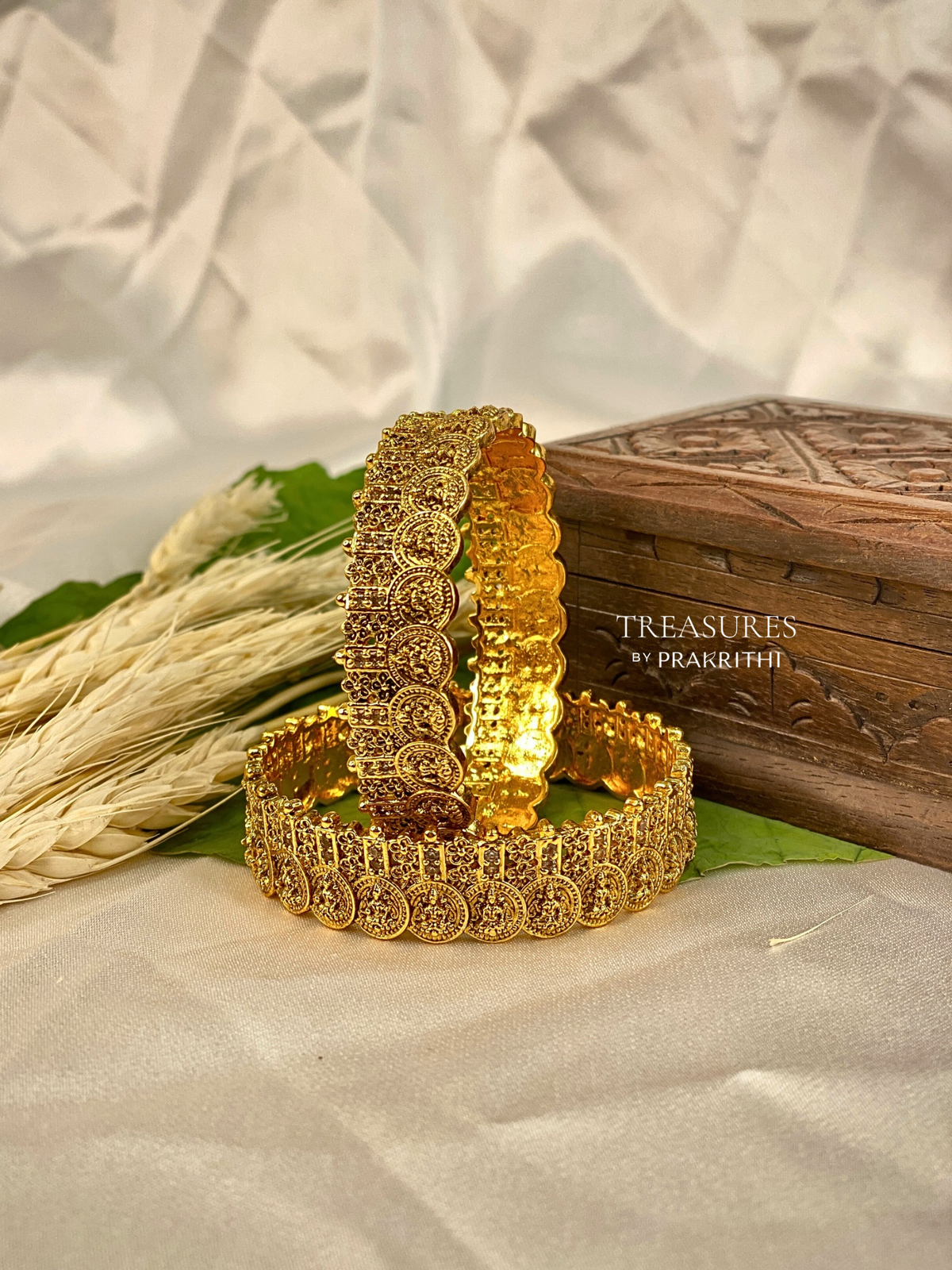 Coin white stone bangle- JB11 (size 2.6)