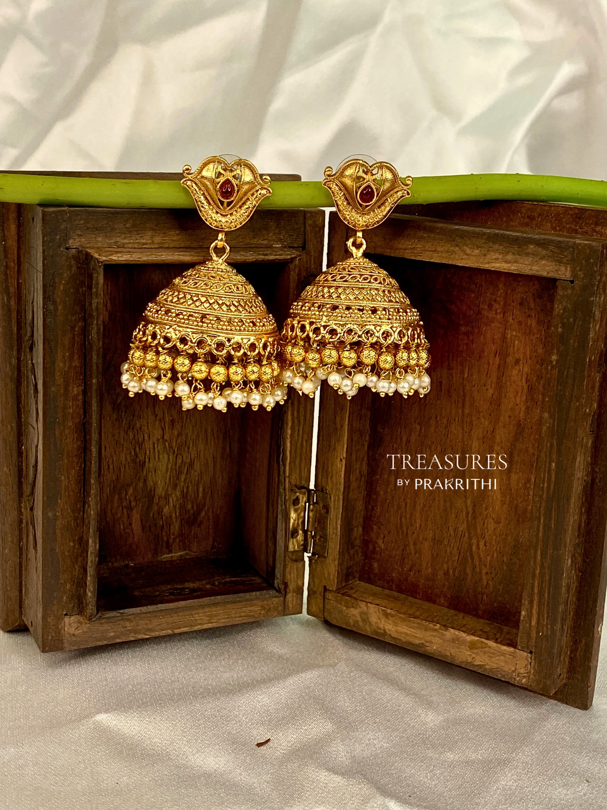 Antique big jumka -JE5