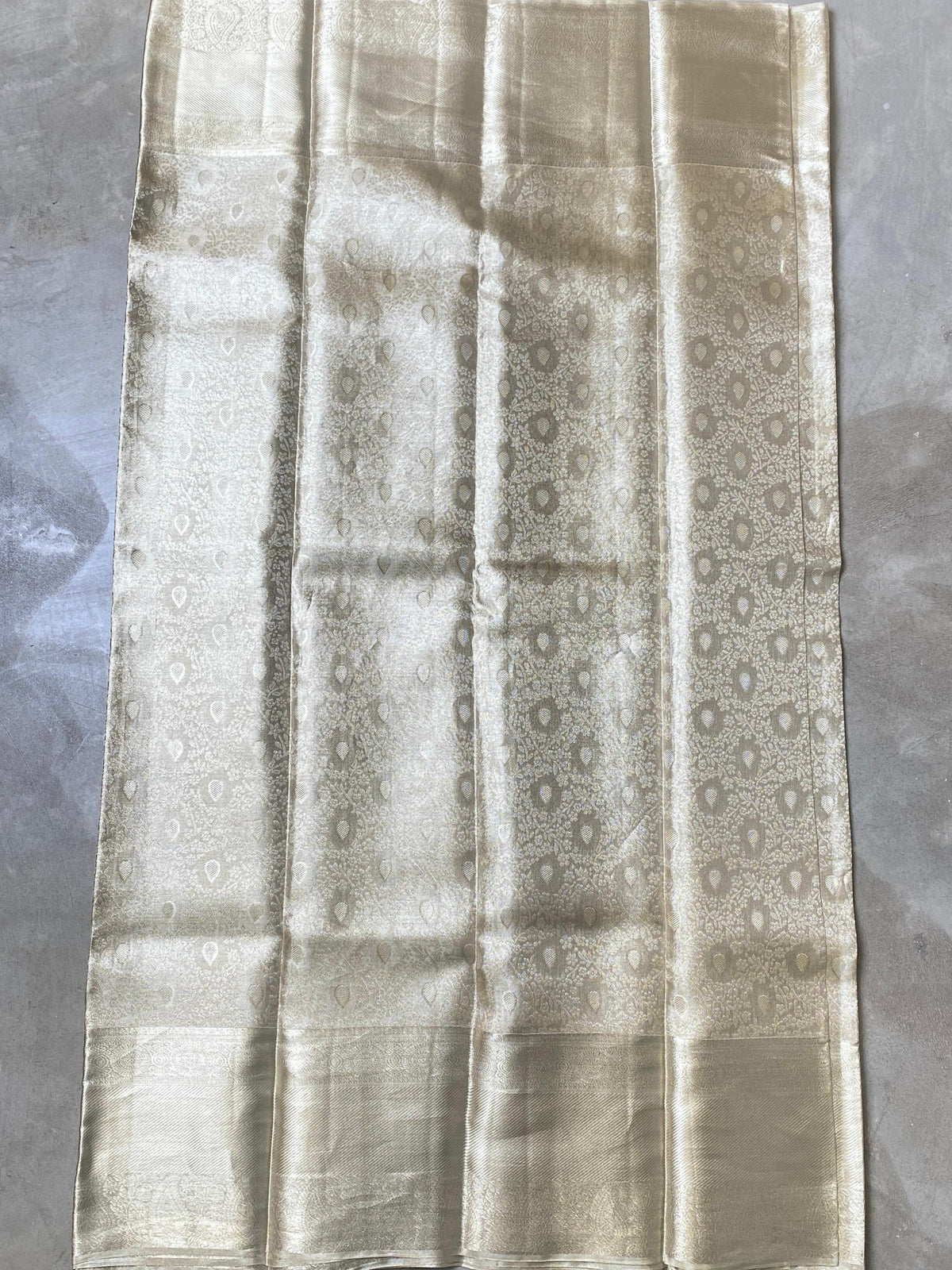 Pure tissue kanchipuram saree - PK26