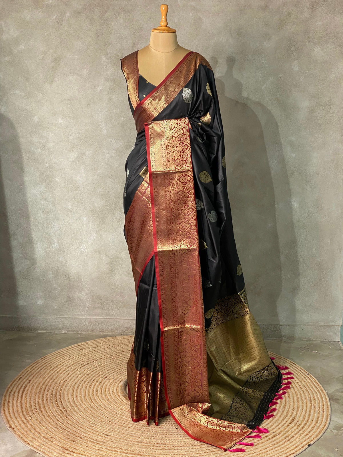Black Banarasi saree -BSP3J