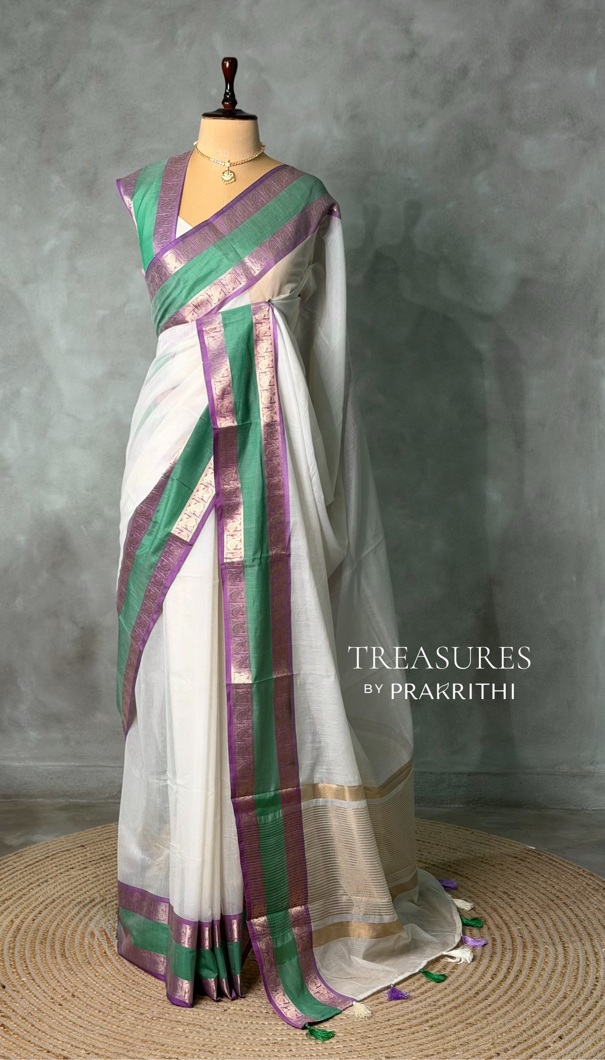 Off white Banarasi silk saree - PIH80
