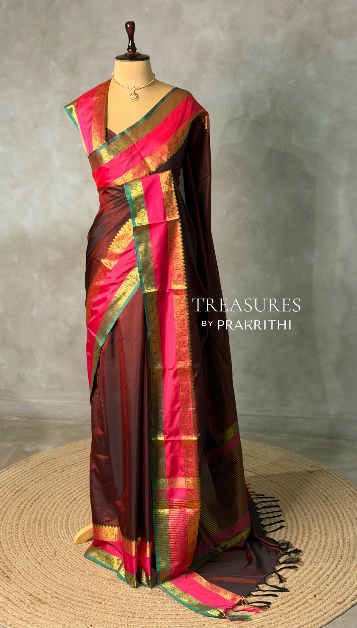 Deep maroon Banarasi silk saree - PIH82