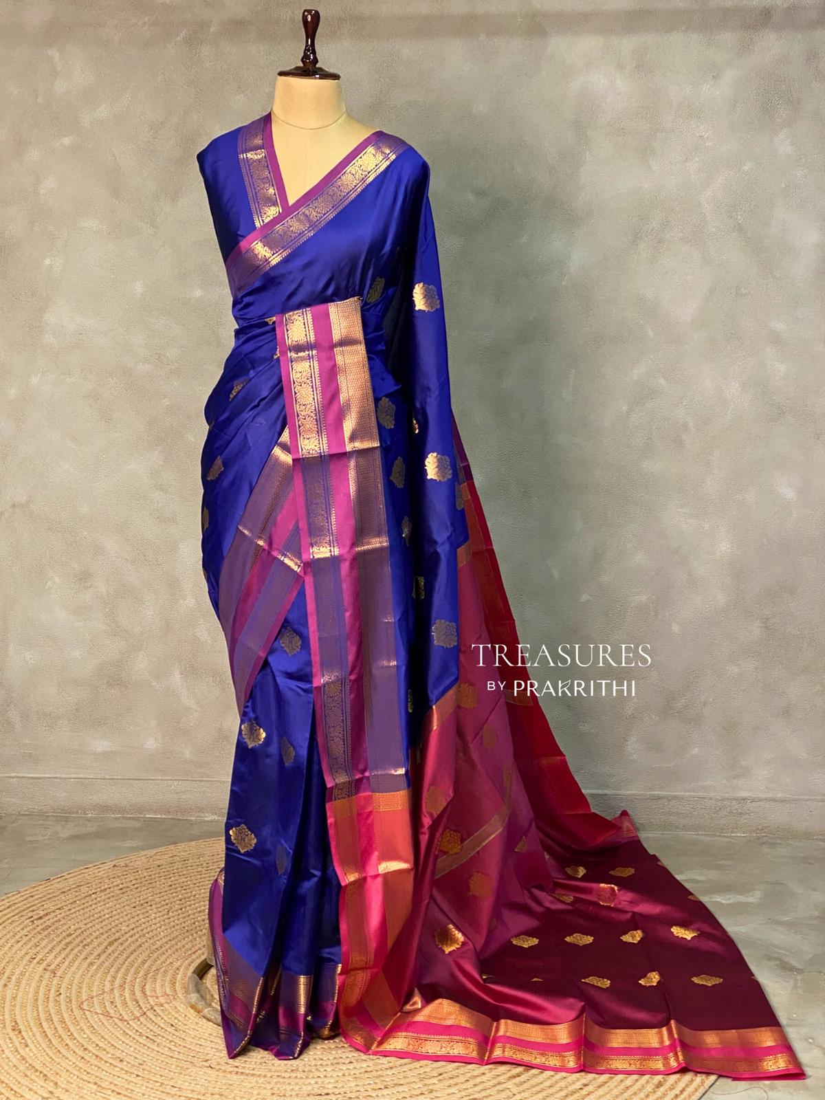Blue and Magenta semi kanchipuram soft silk saree - PSSN143