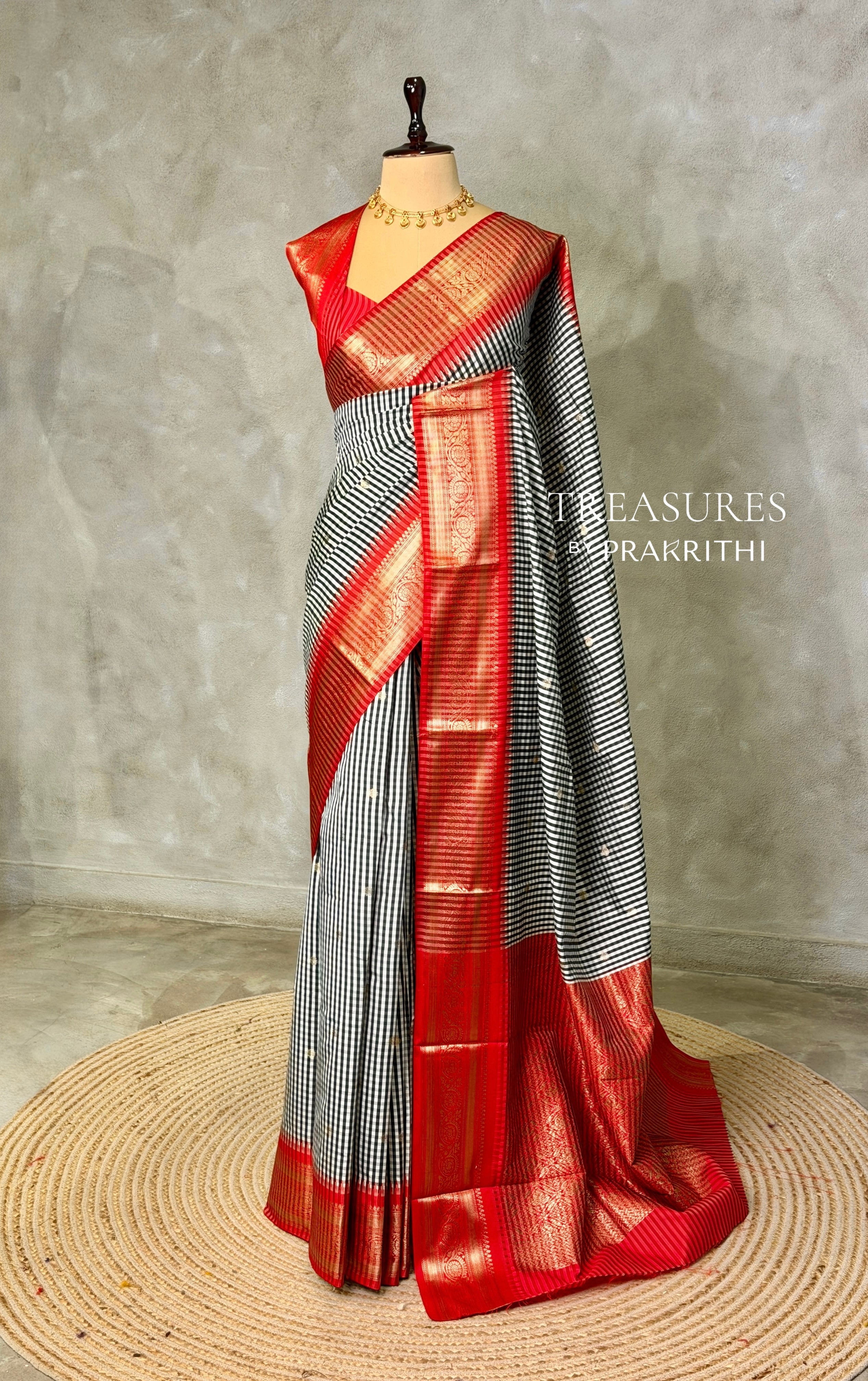 White, Black and Red Silk saree - PBRZU4D