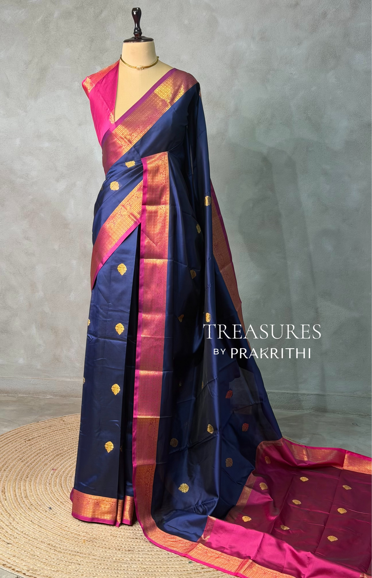 Dark Blue and magenta semi kanchipuram soft silk saree - PSSN171