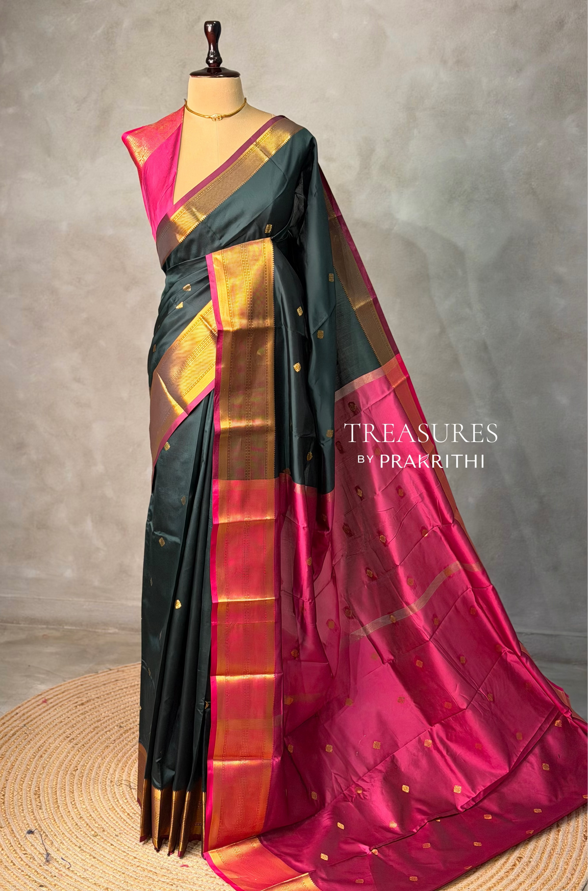 Bottle Green and Magenta semi kanchipuram soft silk saree - PSSN188