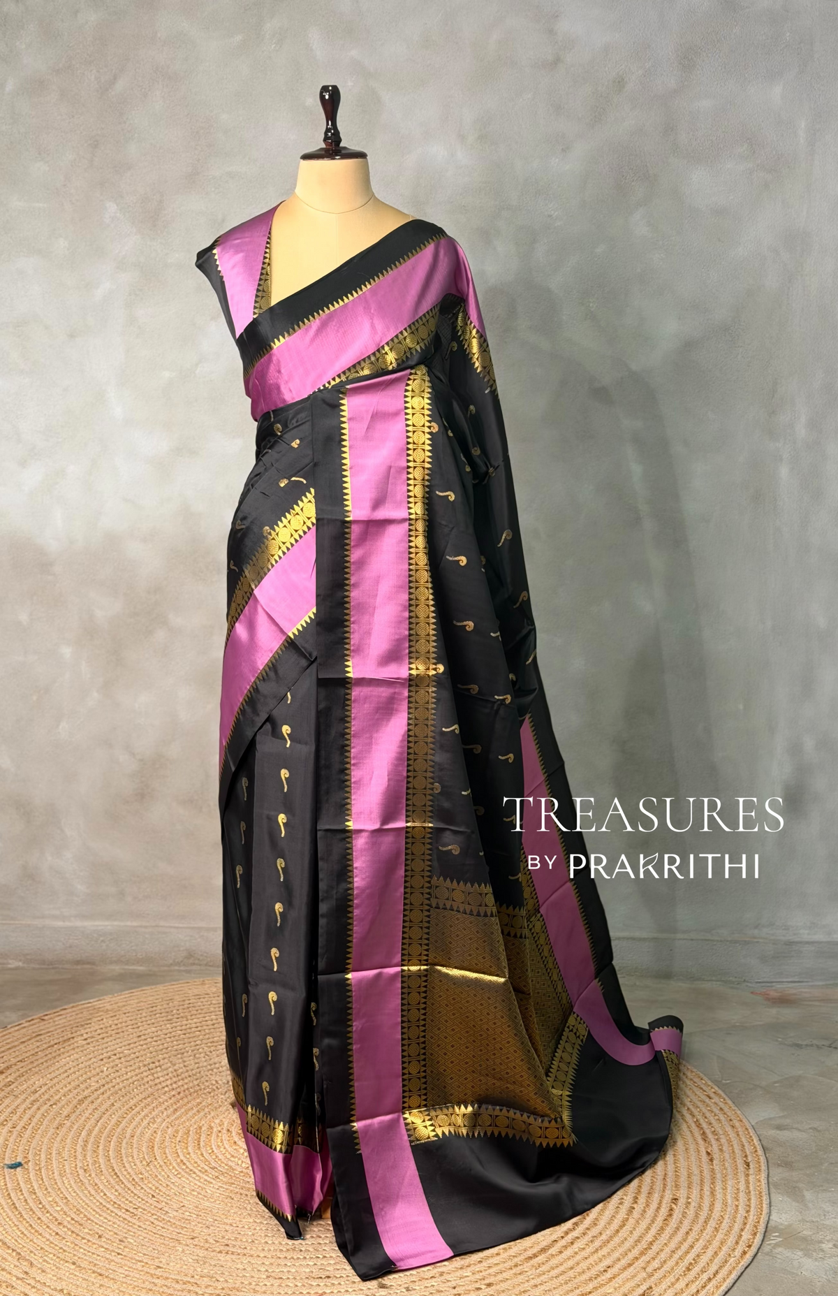 Black and pink Banarasi silk saree -PIH73