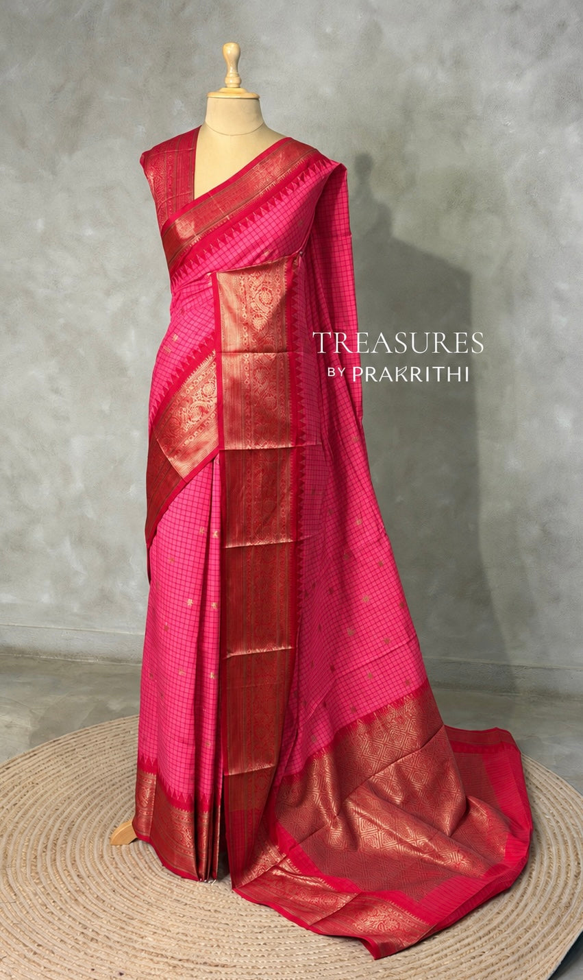 Dark Pink and Red Silk saree - PBRZU8D