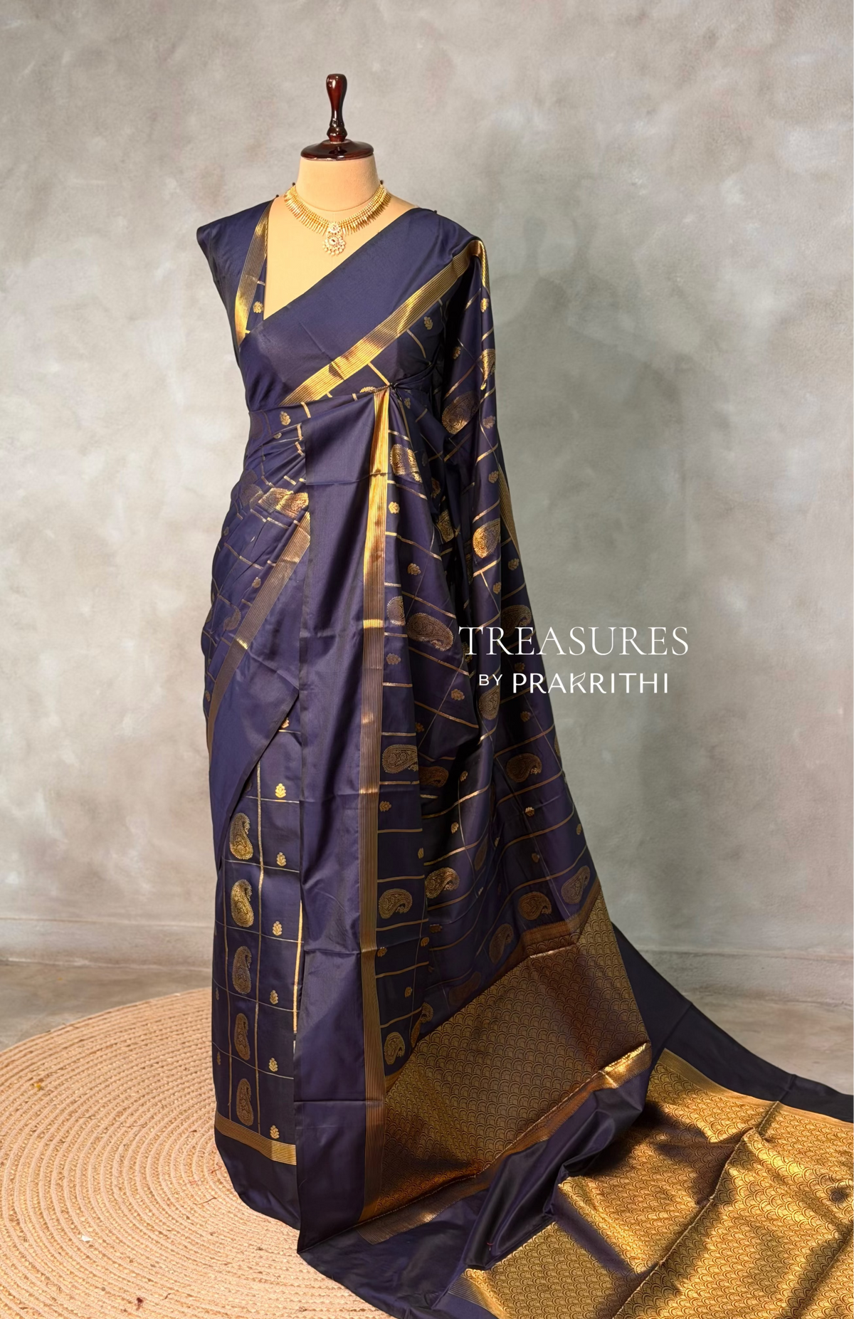 Navy Blue Blue Banarasi silk saree - GAL3C