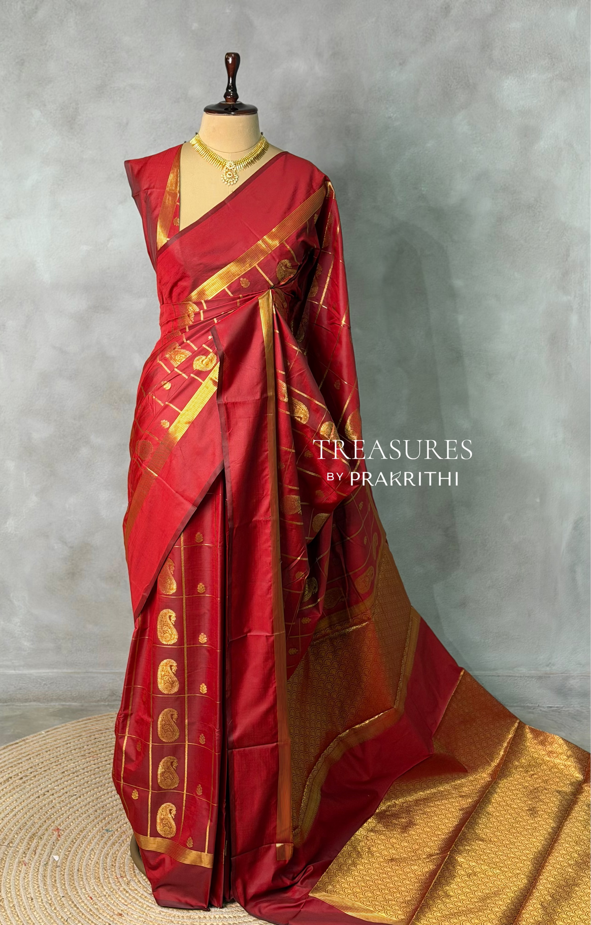 Maroon Banarasi silk saree - GAL3D
