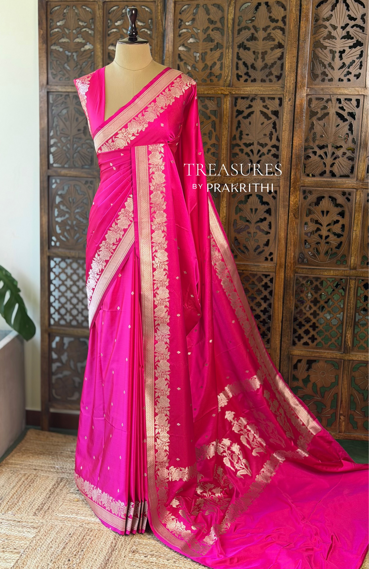Rani Pink pure zatin Banarasi silk saree - RAZ2D