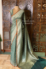 Bottle green Katan Banarasi silk saree - RAZ3C