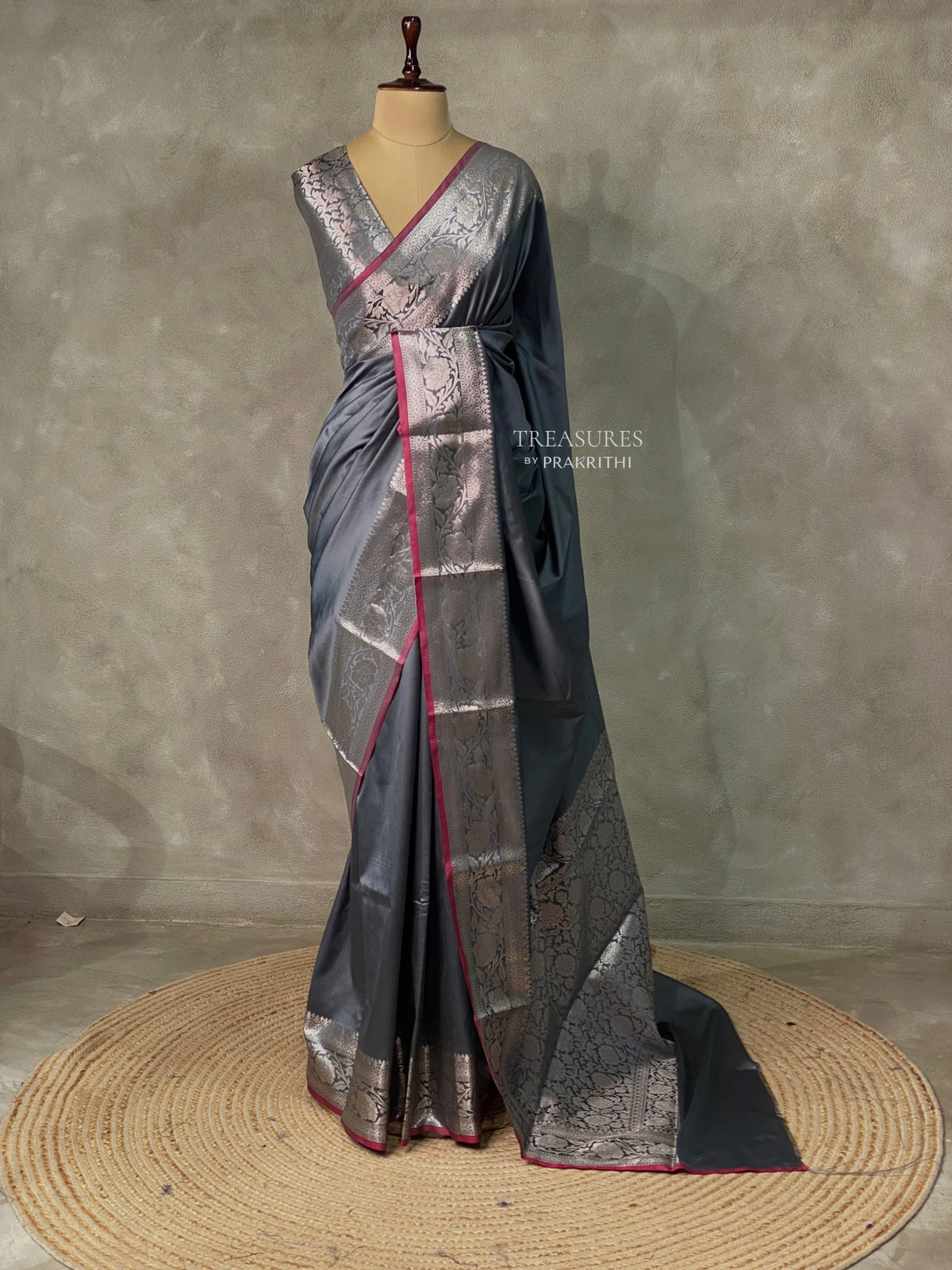 Grey katan Banarasi silk saree- PIH38B