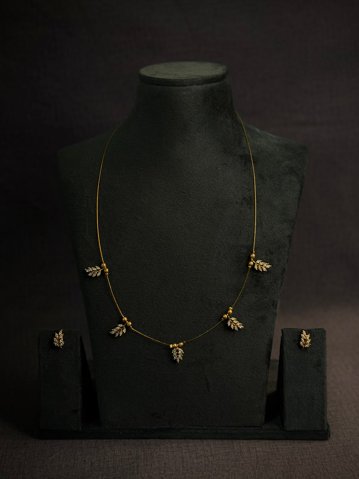 Elegant invisible necklace - JW161A
