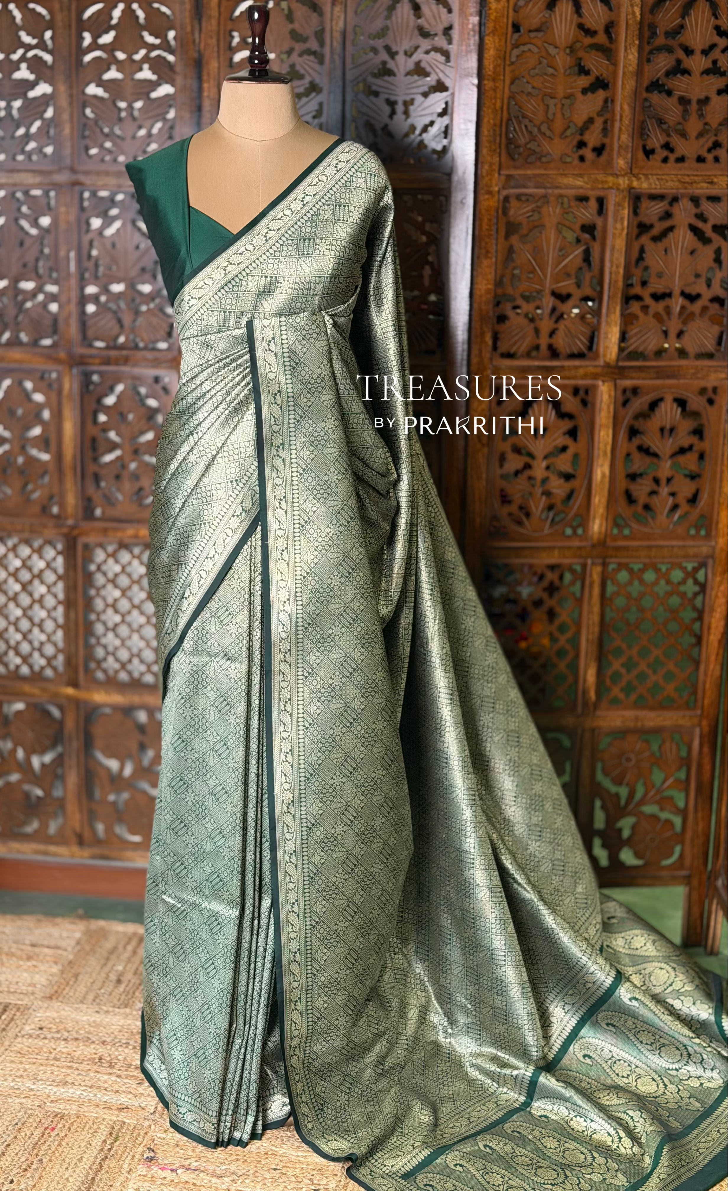 Dark Green Katan Banarasi silk saree - RAZ3Q