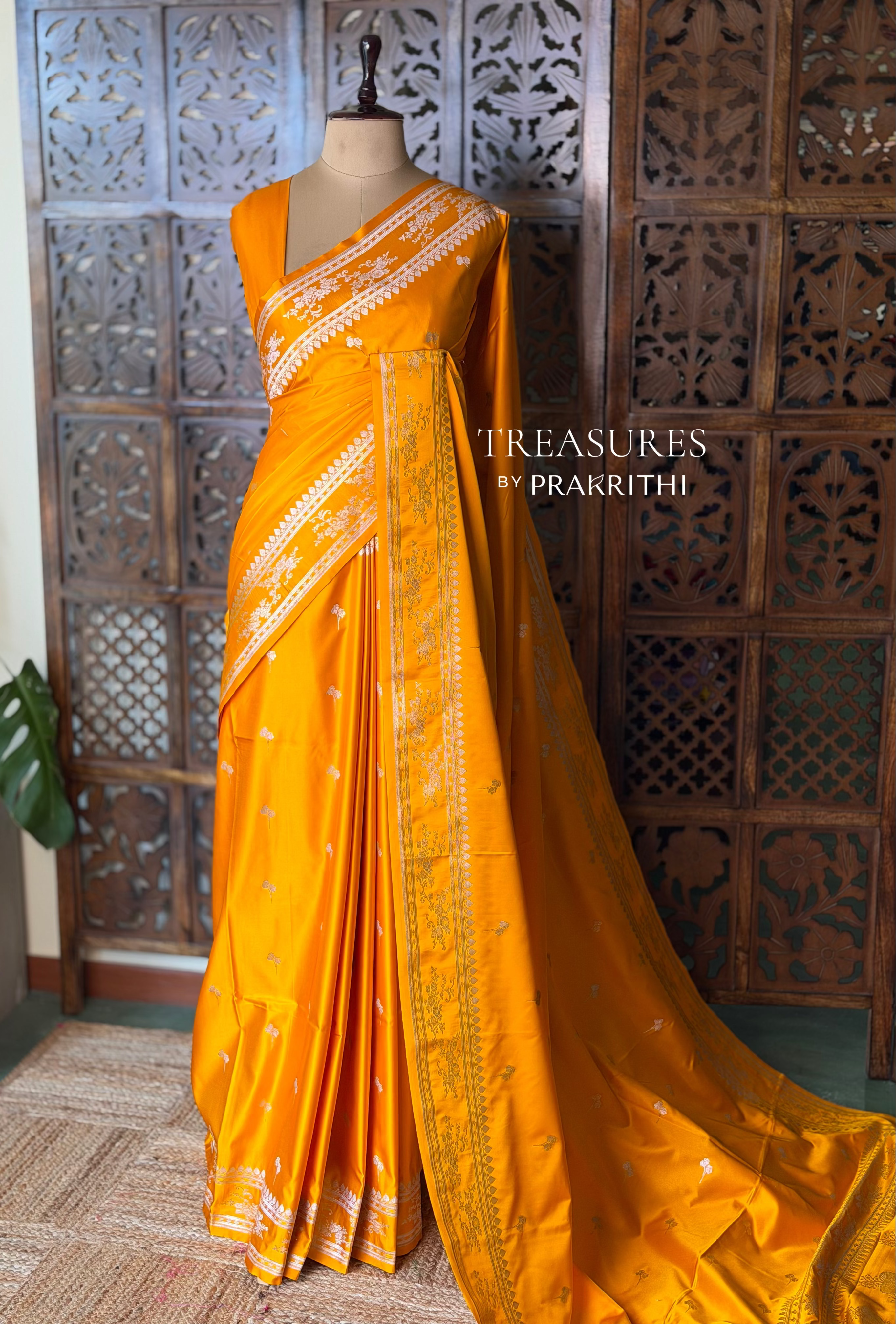 Yellow zatin Banarasi silk saree - RAZ1IF