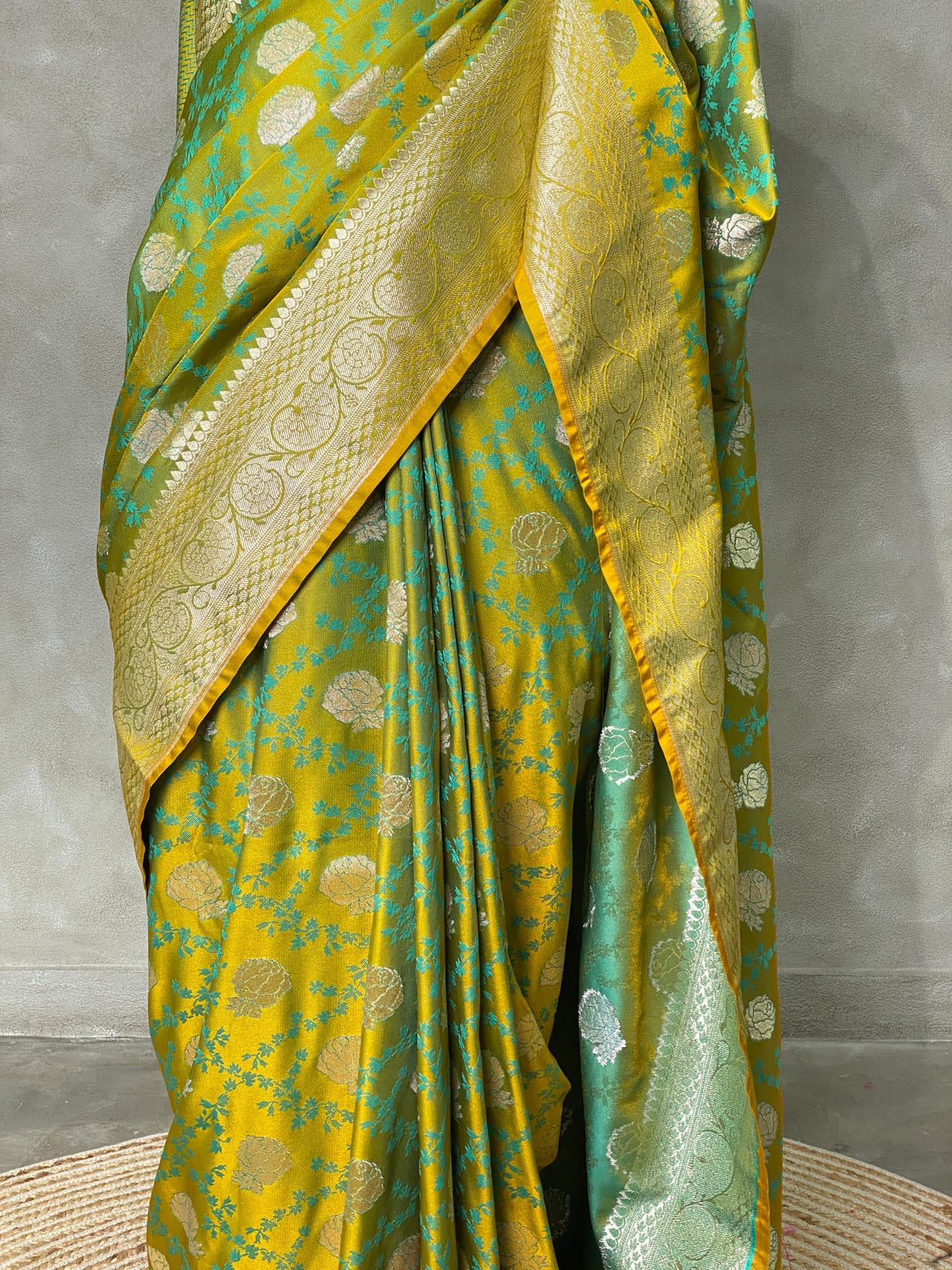 Pure vintage banarasi saree - PBANZ0321