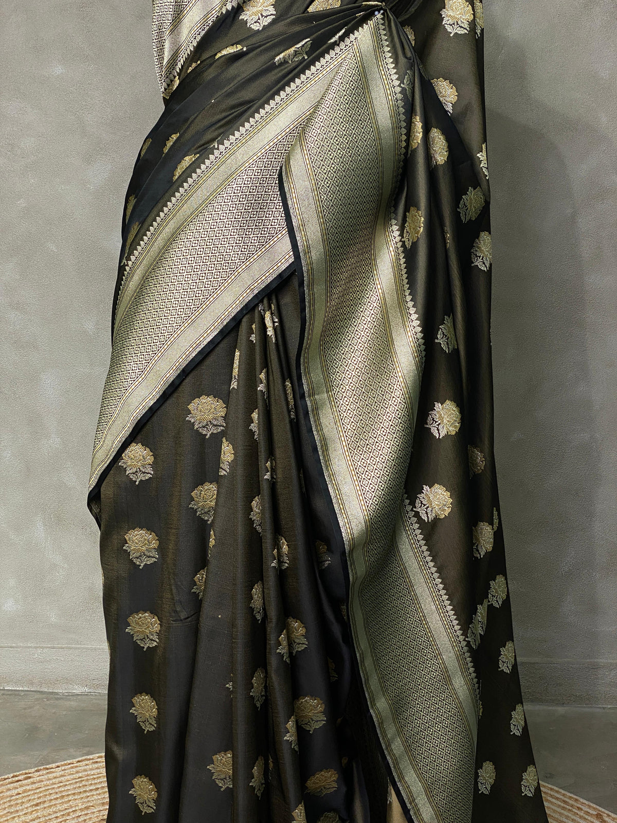 Pure vintage banarasi saree - PBANZ028