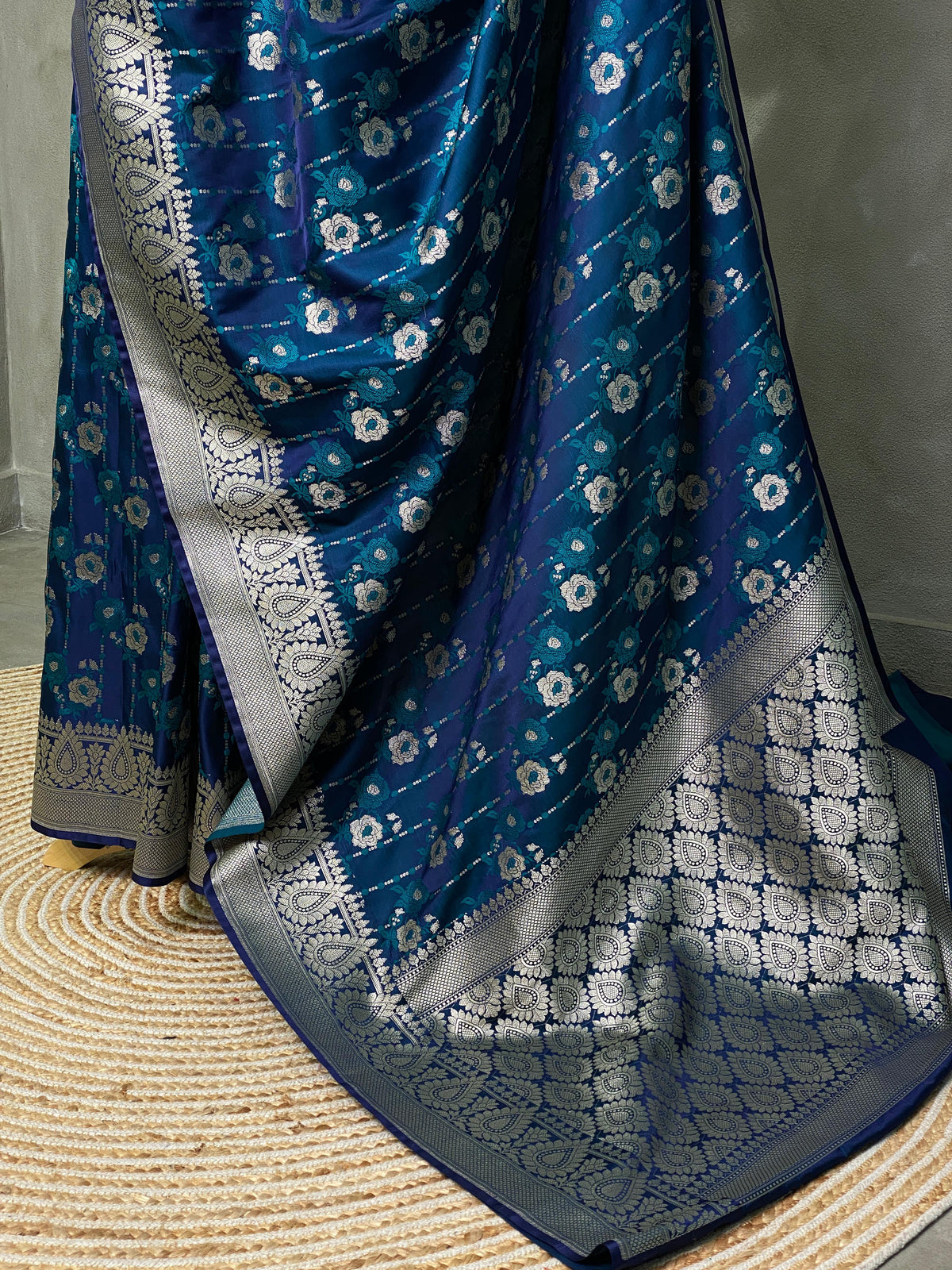 Pure vintage banarasi saree - PBANZ029