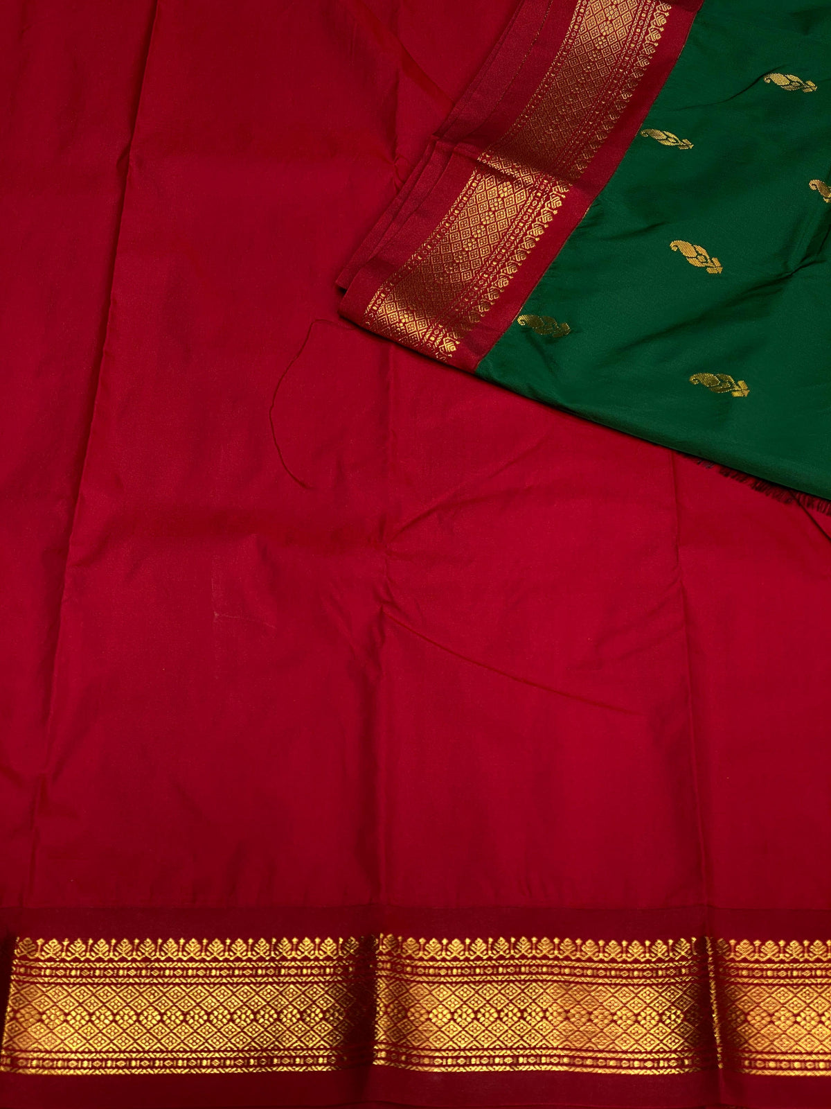 Green and red traditional kanchi saree - PSSSGREEN