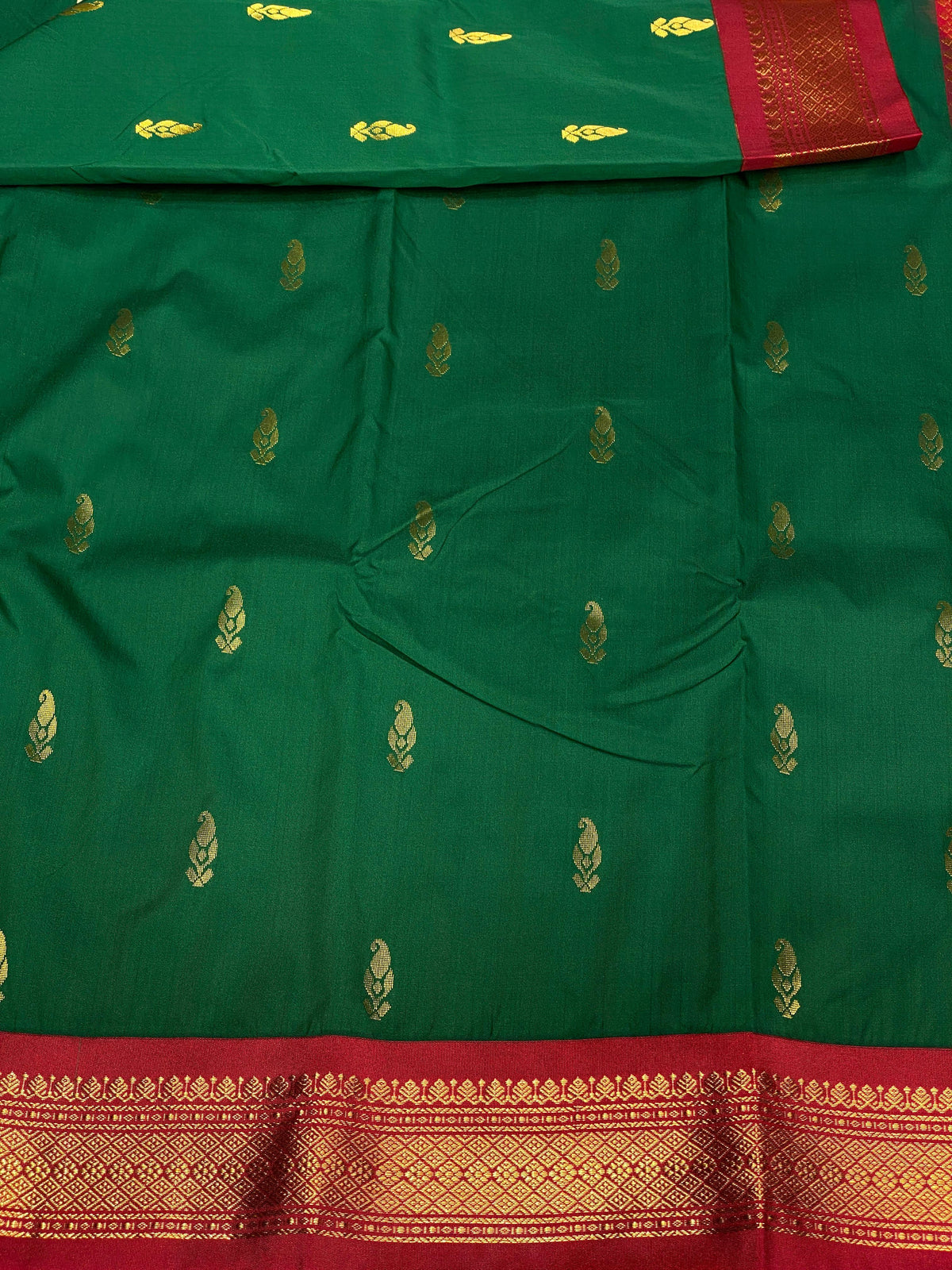 Green and red traditional kanchi saree - PSSSGREEN