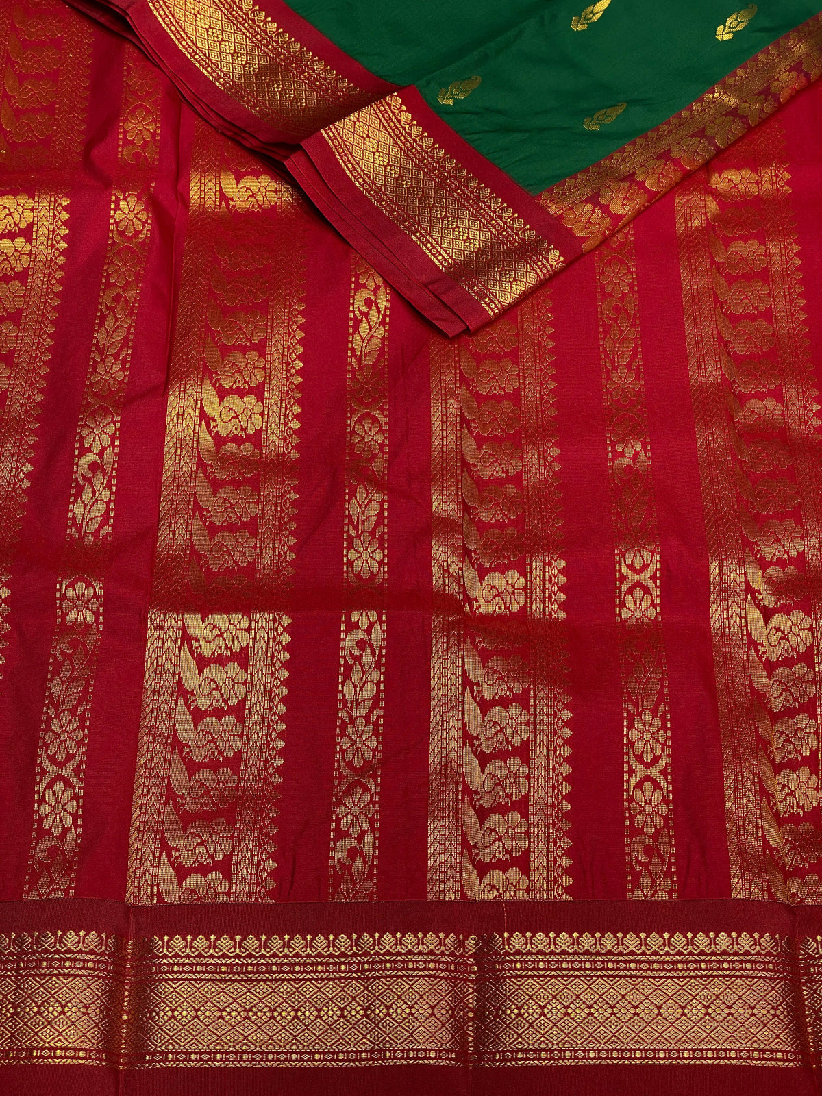 Green and red traditional kanchi saree - PSSSGREEN